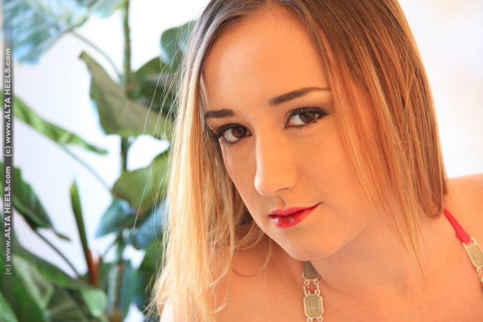 large altaheels image