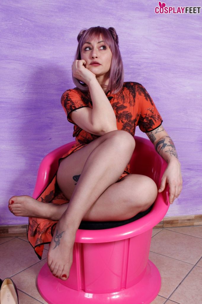 large cosplayfeet image