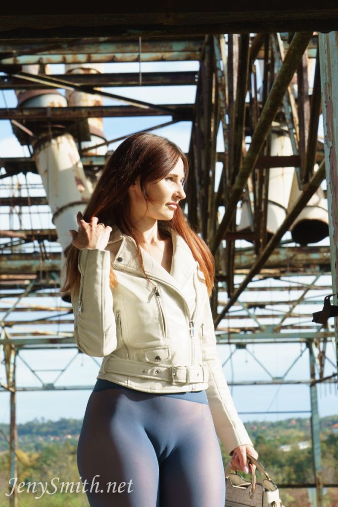 large jenysmith image